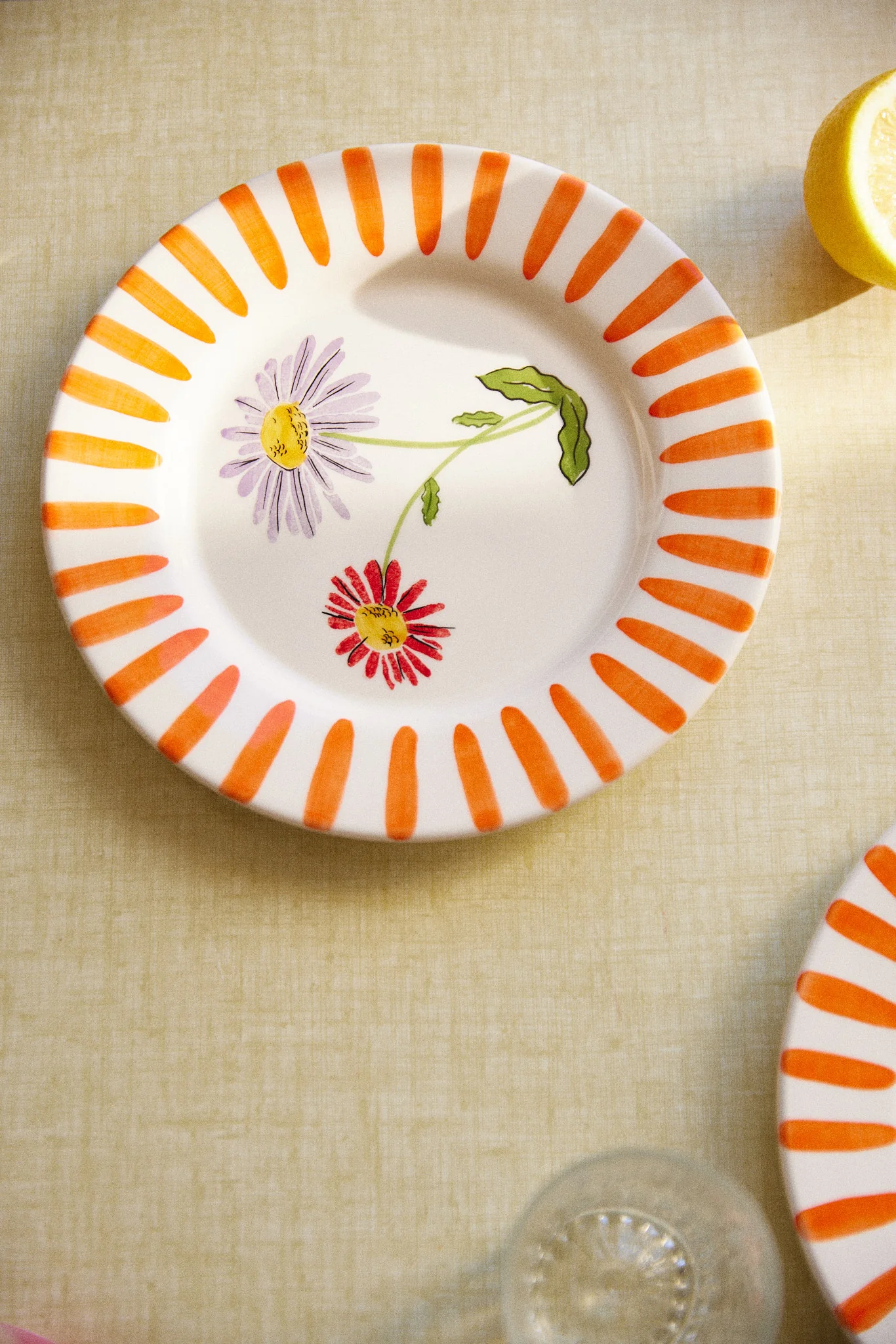 LOT D'ASSIETTES ROSALIE ORANGE - Image 3