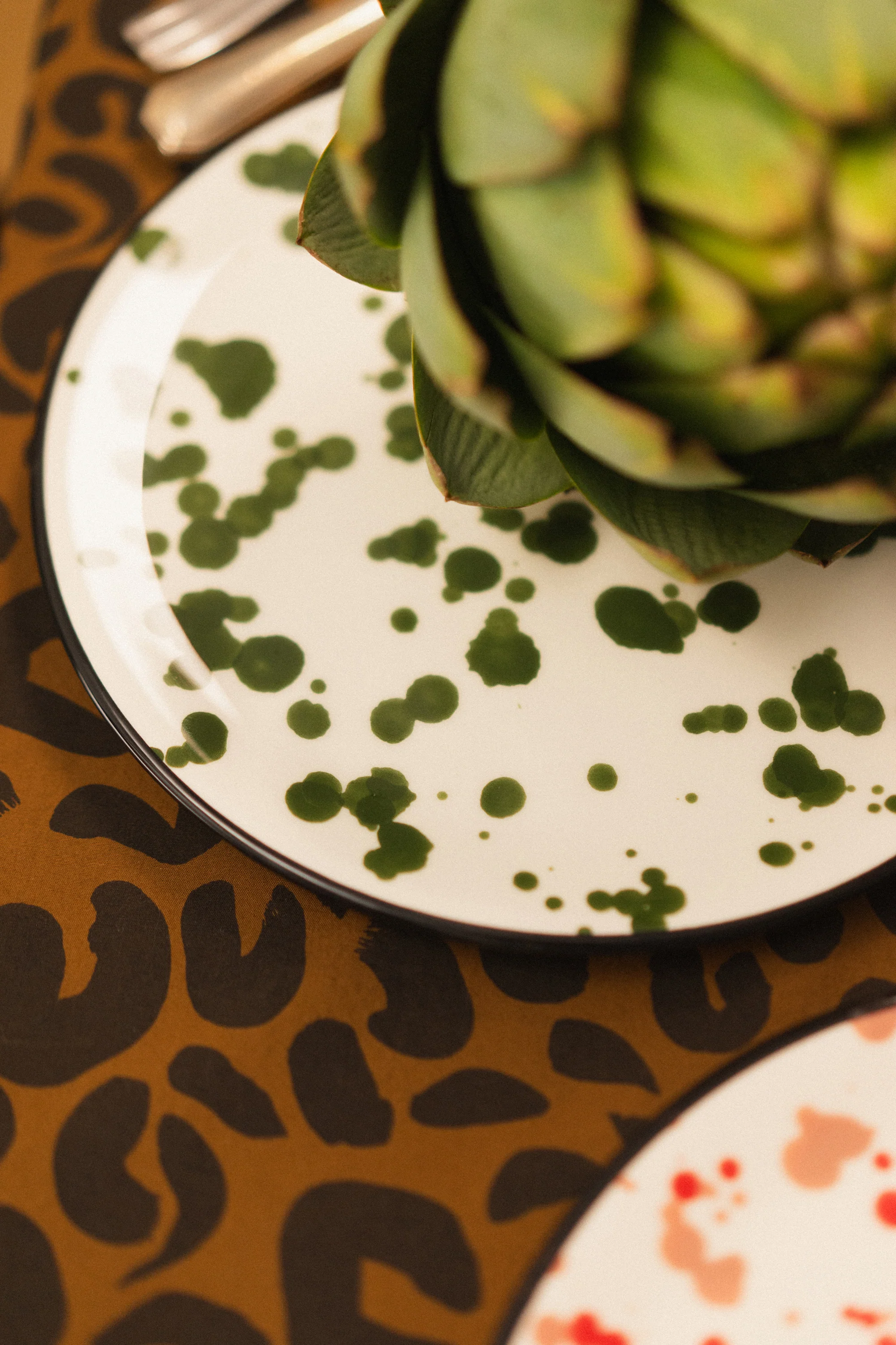 LOT DE 2 ASSIETTES ELIZA DOTS - Image 4