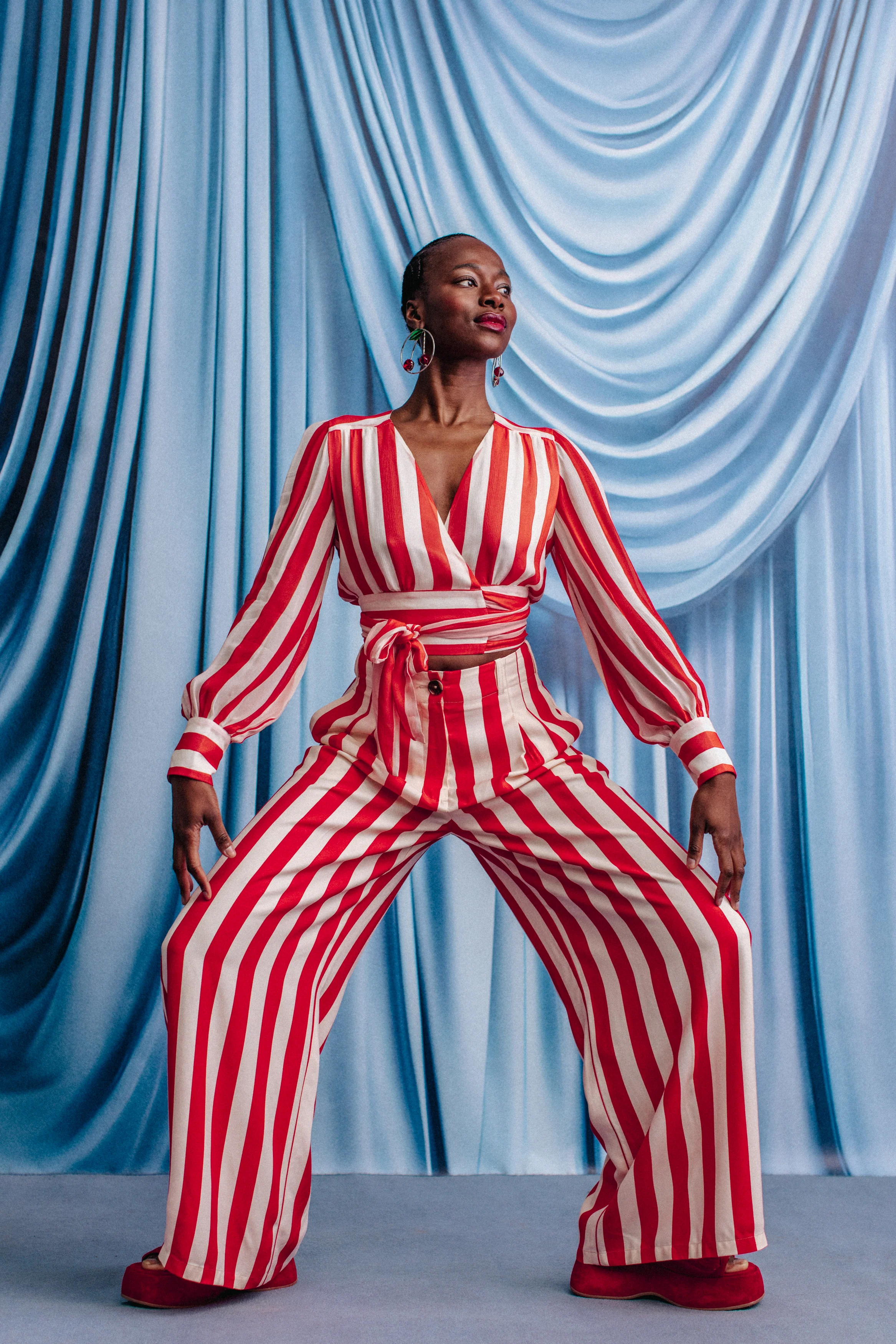 PANTALON HARYA RED STRIPES - Image 2