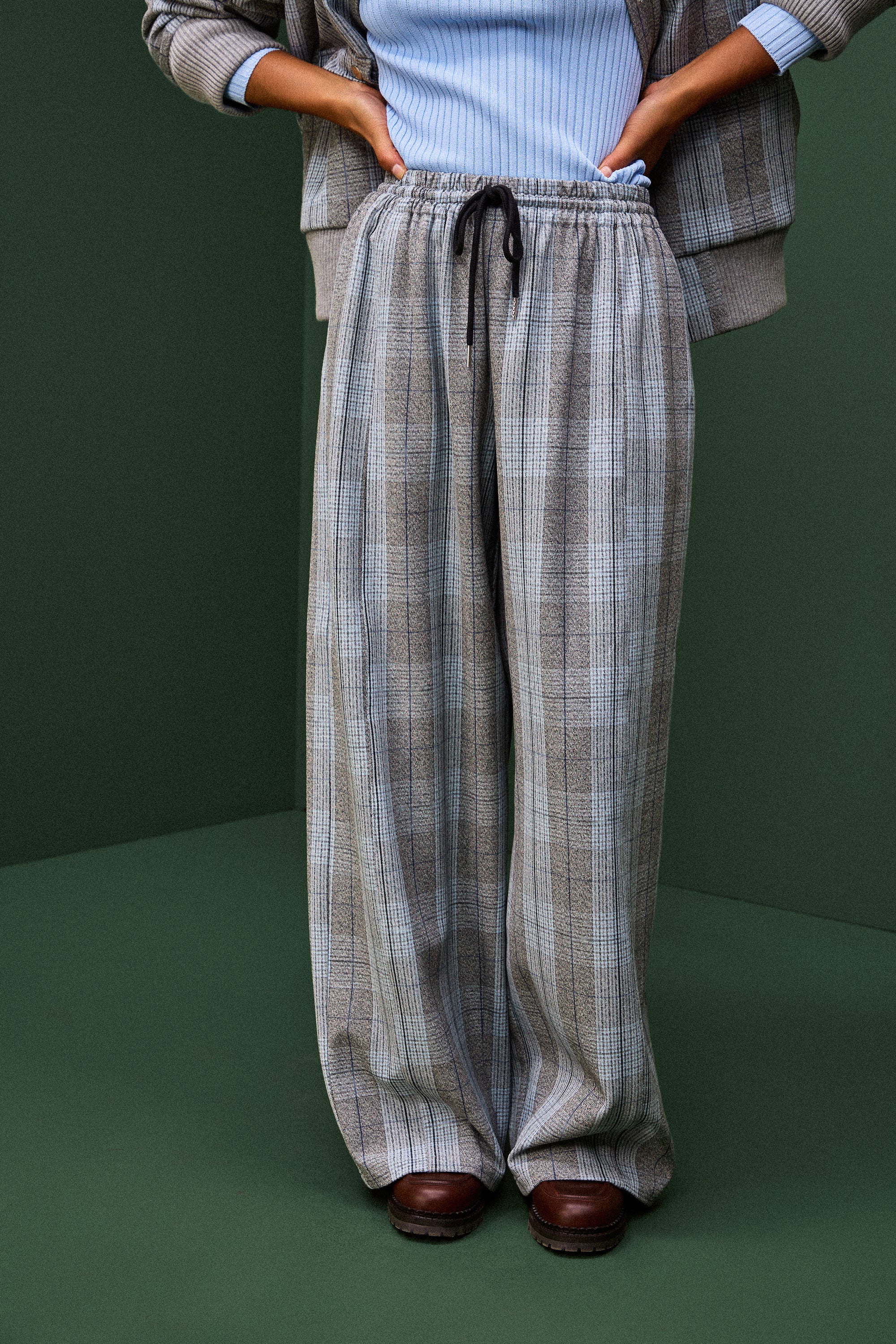PANTALON SERGE TWEED GRIS - Image 5