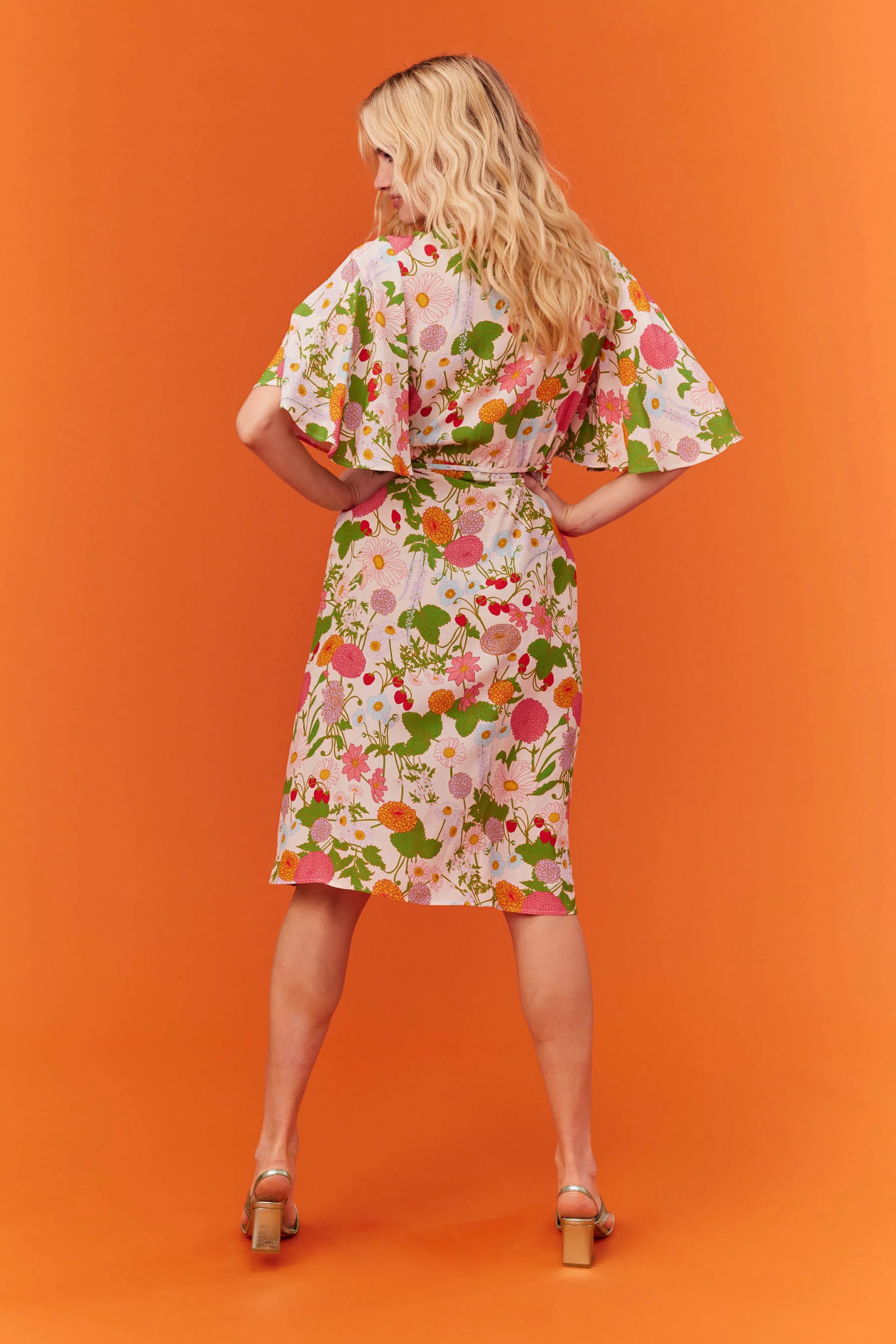 ROBE LOULOU FLOWER MARKET - Image 8