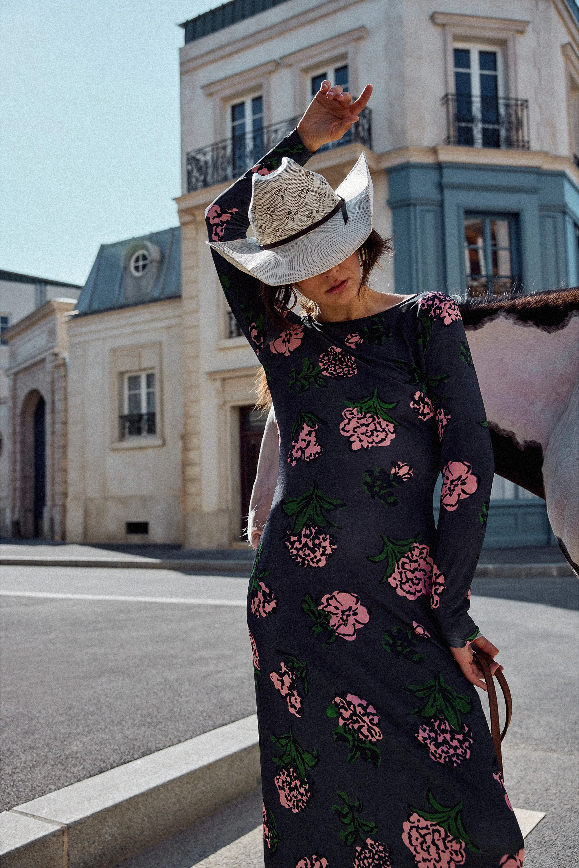 ROBE MADISON FLEURS CHATEAU - Image 2