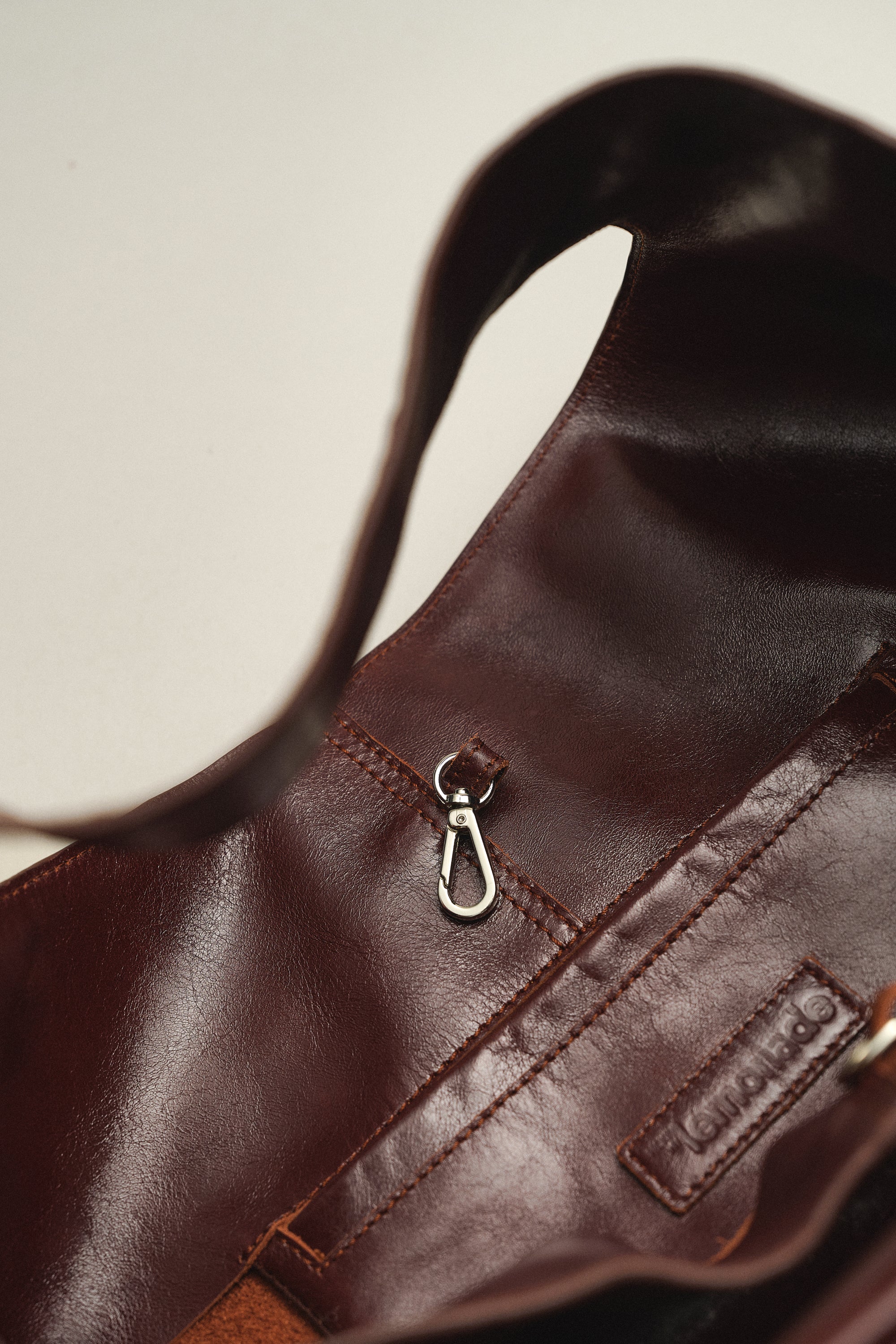 SAC GABRIEL EN CUIR MARRON - Image 4