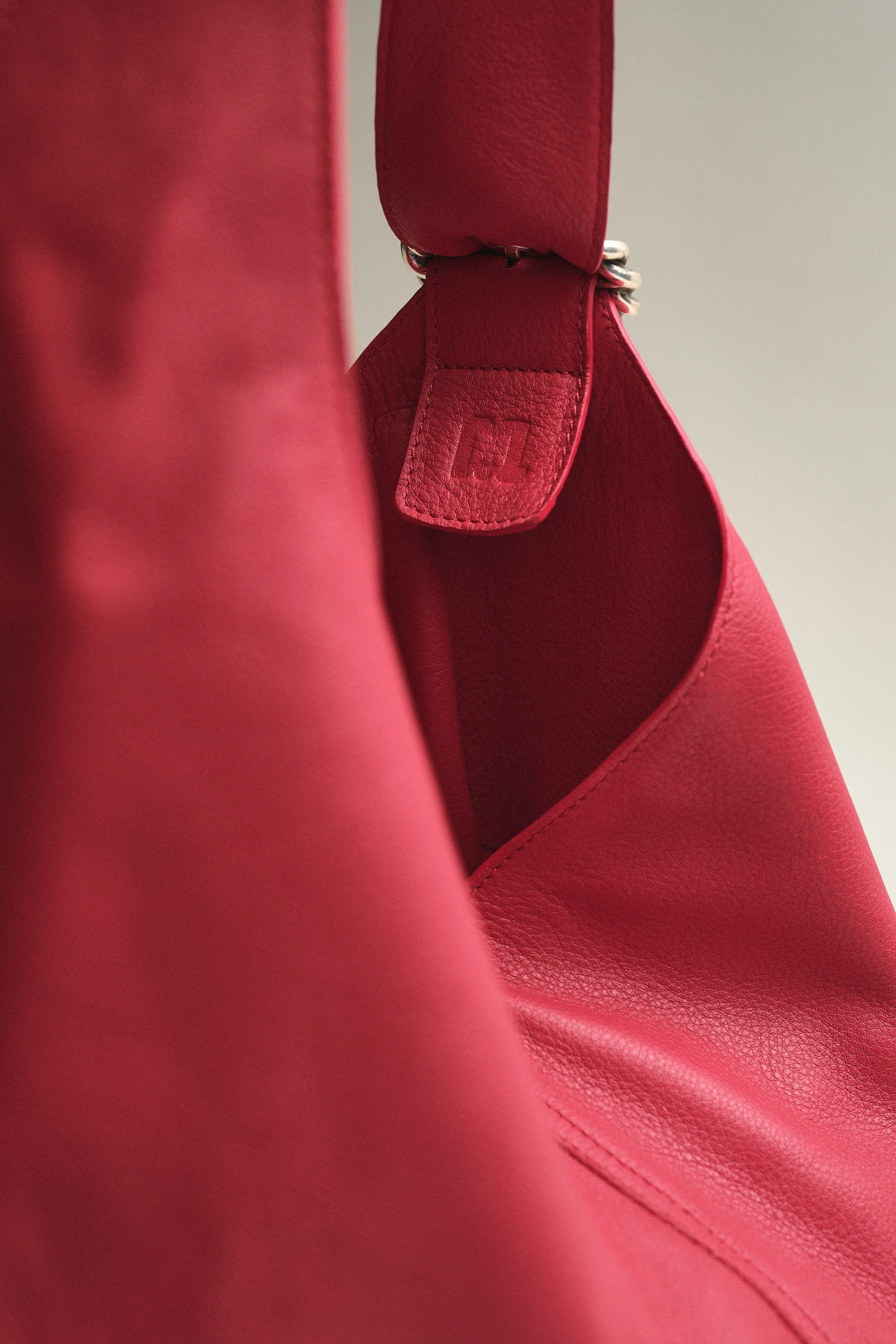 SAC GABRIEL EN CUIR ROUGE - Image 6