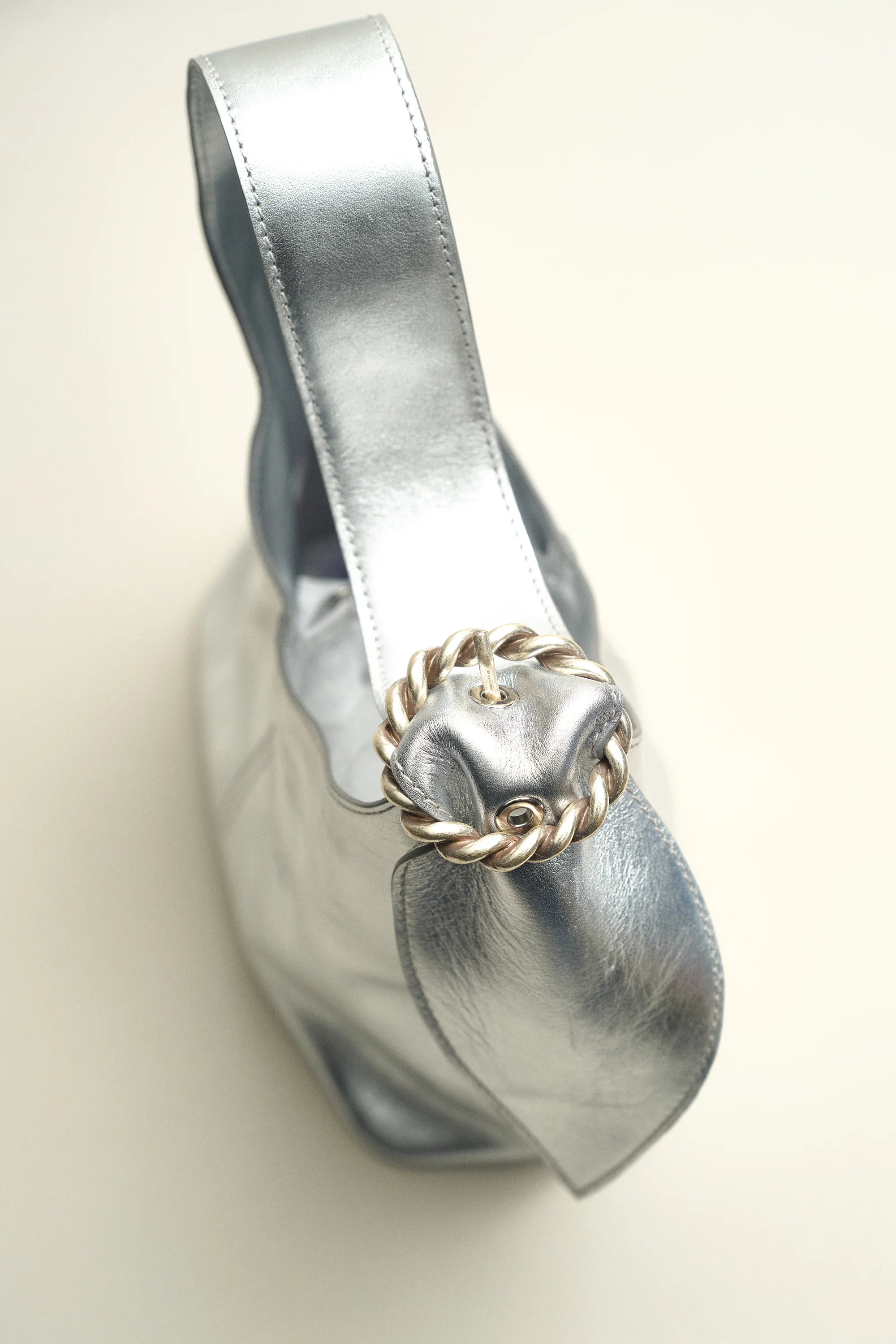 SAC GABY EN CUIR ARGENTE - Image 6